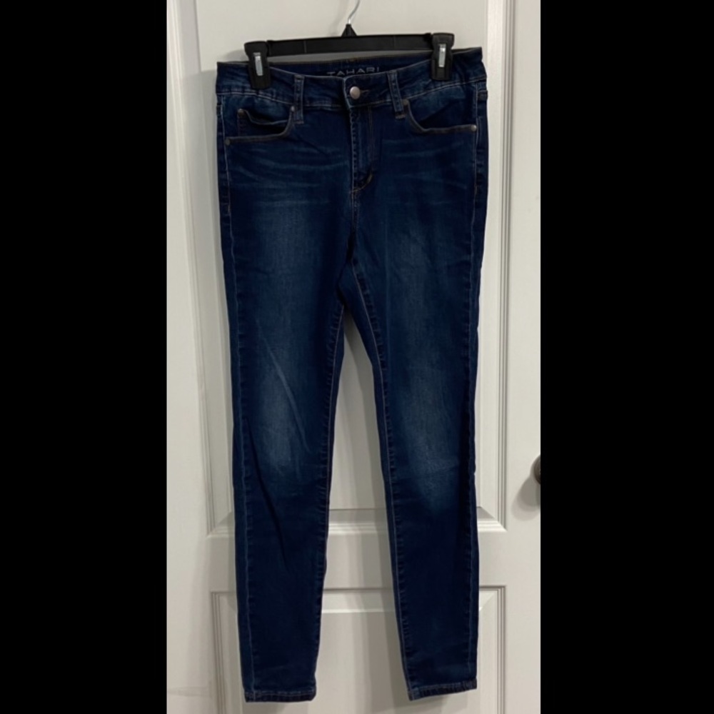Tahari Jeans